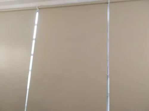 Por Qué Optar por Servicios Profesionales de Limpieza de Cortinas Roller