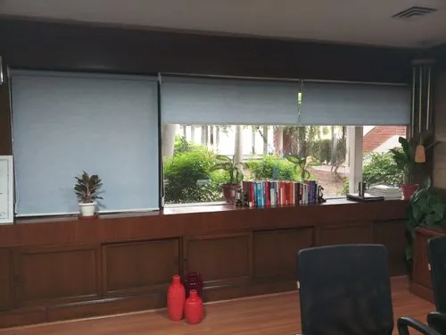 Lavado de cortinas roller en San Isidro Lima Peru